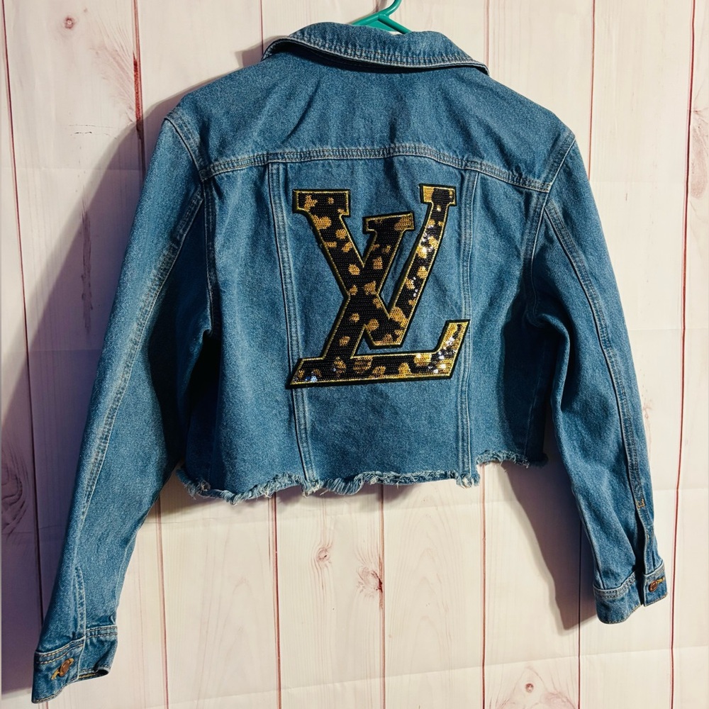 VINTAGE VICTORIA’S SECRET DESIGNER INSPIRED LOUIS V CROP DENIM JACKET | XS/S
